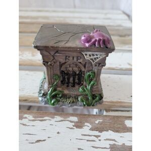 Tombstone spider Halloween village decor graveyard